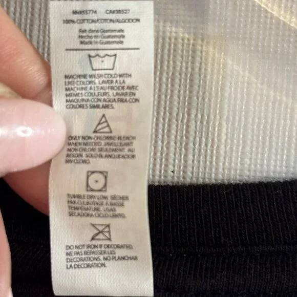 Chicago Blackhawks 2013 Stanley Cup Champions T-Shirt Alstyle Black Graphic Tee - Picture 4 of 4